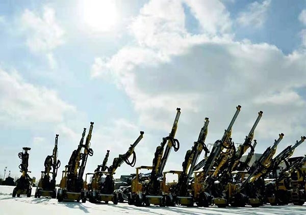 潛孔鑽機安全操作的注意事項 潛孔鑽機安全操作的注意事項